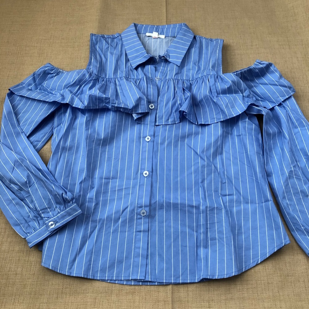 Mine Blue & White Pinstripe Collared Button Down Cold Shoulder